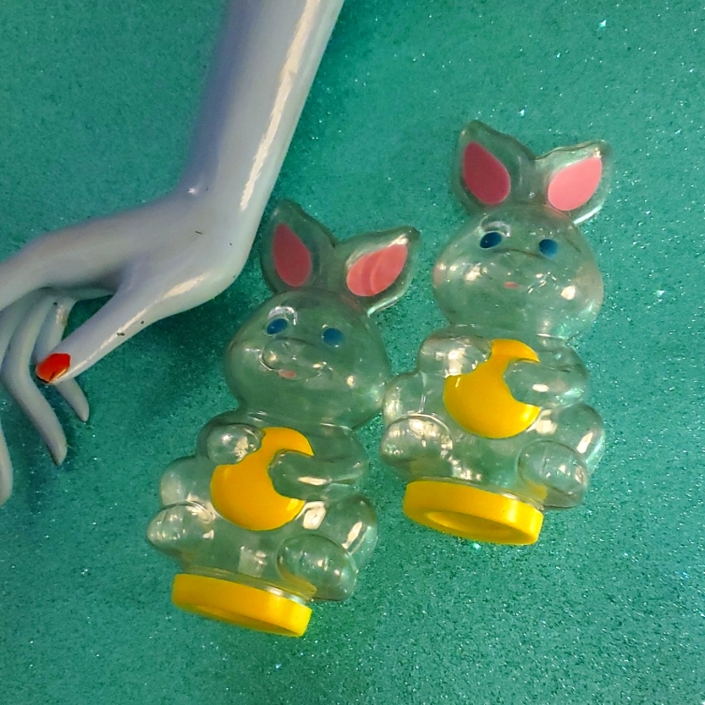 Vintage Easter unlimited bunny container